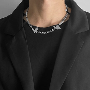 Chic silver butterfly choker necklace with mirror-polished finish for women