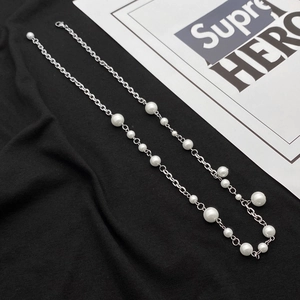 Hip hop style asymmetric pearl stitching chain necklace with silver metal links