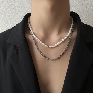 Collana Hip Hop a Doppio Strato in Acciaio al Titanio Con Catena a Croce e Künstliche Perle di Conchiglia Gioielli Street Unisex
