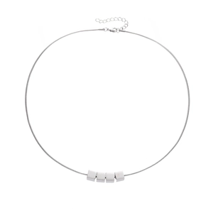 Collier chaîne serpent avec pendentifs cubes géométriques en acier inoxydable argenté