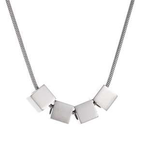 Collier Pendentif Cube Géométrique en Acier au Titane Minimaliste pour Hommes Femmes Hip Hop Bijoux de Chaîne en Argent Poli