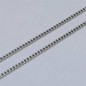 Macro shot of high-quality polished silver chain links for hip hop star compass necklace