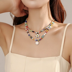 Double layered colorful bead daisy necklace with floral pendants for women