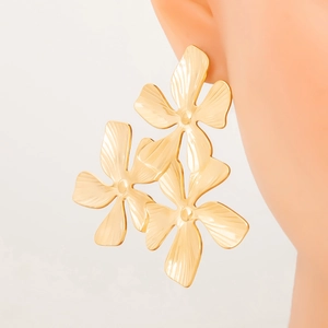 Stainless Steel 18K Gold Plated Flower Stud Earrings For Women Waterproof Hypoallergenic Floral Exaggerated Statement Jewelry