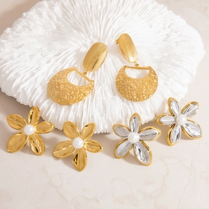 Flower Artificial Pearl Earrings And Hammered Half Moon Dangle Stainless Steel Gold Plated Vintage Fashion Jewelry For Women