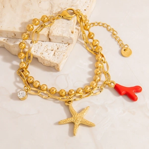 Bracciale a strati in acciaio 18K con ciondoli a stella marina e corallo rosso