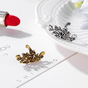 Clips d'oreilles feuille de lotus vintage en or antique et argent pour oreilles non percées