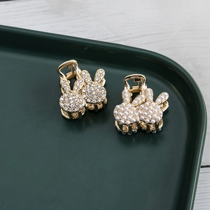 Pince à Cheveux Élégante en Alliage d'Or Forme Lapin Mini Strass Künstliche Perle Pince Crabe Accessoire Cheveux Animal pour Femme