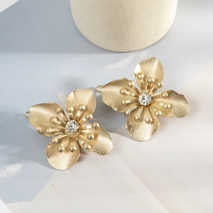 Elegant matte gold alloy flower hair clips with textured petals and rhinestone centers