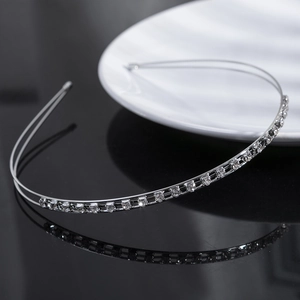 Cerchietto da sposa argento a doppia fila di strass con decorazioni in cristallo
