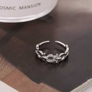 Bague réglable en argent avec maillon géométrique CD et pierres en zircone cubique