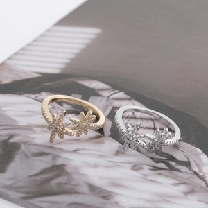Anelli aperti stella esagonale con zirconi micro-pave in oro e argento da donna