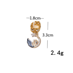 Golden swan hair ring accessory with sparkling crystals and star pendant for dreadlocks