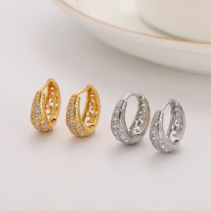 Boucles d'oreilles goutte en U or et argent avec micro-pave de zircons et design ajouré
