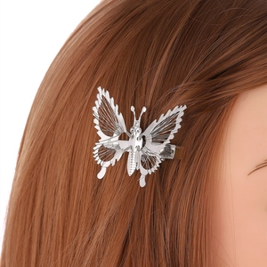 Pinza para el pelo de mariposa móvil de plata con alas de metal huecas para mujer