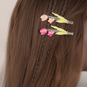 Handgefertigte Emaille Tulpen Haarklammern in Pink und Hellrosa für Damen Frisuren
