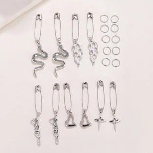 20pcs Gothic silver safety pins and rings set featuring snake, skull and flame charms
