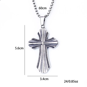 Pendentif croix punk vintage en acier inoxydable avec chaîne et dimensions 5,6x3,4cm