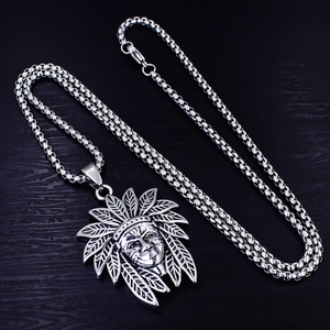 Collar vintage de hombre con colgante de jefe indio de acero inoxidable y cadena box