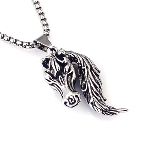 Collana in acciaio inossidabile stile punk retrò con pendente a testa di cavallo argentato
