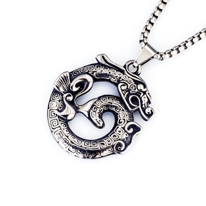Vintage Edelstahl Drachen Mond Anhänger Halskette mit rustikalem Silberfinish für Herren