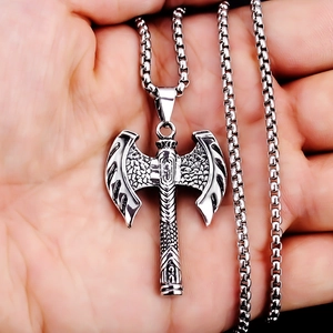 Collar con colgante de doble hacha vikinga vintage en acero inoxidable para hombre