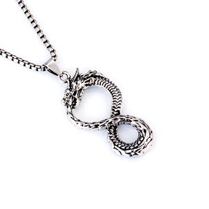 Pendentif dragon vintage en acier inoxydable avec symbole infini et chaîne maille