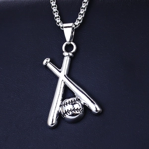 Collana hip hop in acciaio inox con ciondolo a forma di mazze da baseball incrociate e palla