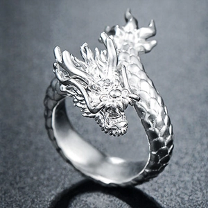 Bague dragon vintage en argent avec gravures détaillées et anneau ouvert ajustable