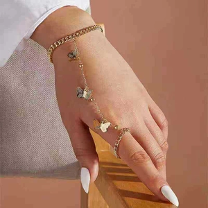 Retro Gold Alloy Butterfly Hand Chain Finger Ring Linked Cuban Chain Hand Back Jewelry For Women