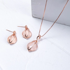 Rose Gold Alloy Rhinestone Jewelry For Women Elegant Hollow Pendant Necklace And Stud Earrings Wedding Fashion Accessory