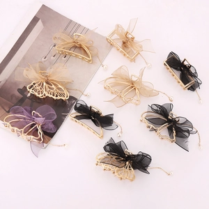 Pince à Cheveux Élégante en Alliage Doré Avec Nœud Papillon en Maille et Gland de Künstliche Perle Accessoires de Coiffure Femme Fête