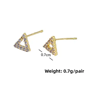 Minimalistische S925 Sterling Silber Dreieck Ohrstecker mit funkelnden Zirkonia Steinen