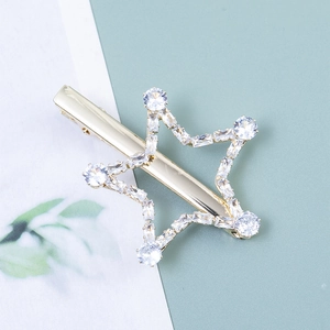 Barrette pentagramme dorée élégante avec cristaux étincelants et zircons incrustés