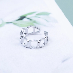 Minimalist silver geometric open ring with hollow oval design for a modern female look