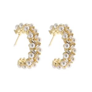 Elegant gold geometric C-shaped earrings with micro-set pearls and cubic zirconia
