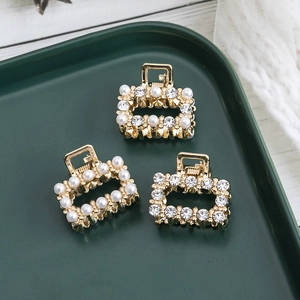 Élégante Mini Pince à Cheveux en Métal Doré Pince Requin Künstliche Perle Strass Géométrique Ajouré Épingle à Cheveux pour Femme