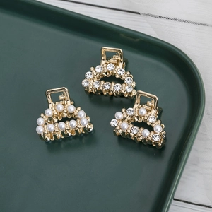 Mini Gold Metal Hair Claw Clip With Rhinestone Imitation Artificial Pearl Elegant Small Hairpin For Women Wedding Party Accessories