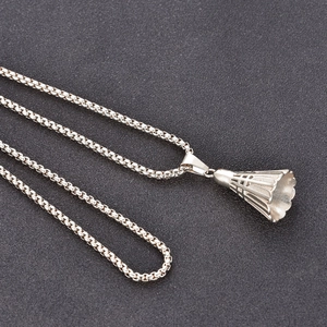 Pendentif volant de badminton 3D en acier inoxydable argenté avec chaîne box