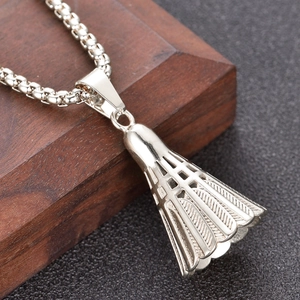 Collier Pendentif Volant de Badminton en Alliage d'Acier Inoxydable pour Hommes Femmes Bijoux Hip Hop Sportifs 3D Ton Argent Cadeau