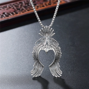 Retro stainless steel phoenix phoenix pendant necklace with detailed eagle wing textures