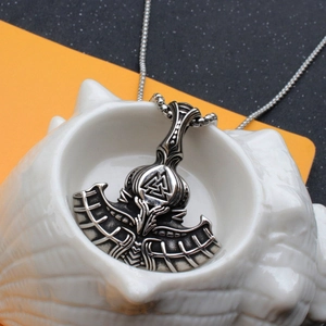 Collier pendentif marteau de Thor viking en acier inoxydable avec symbole Valknut et chaîne