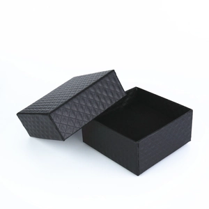 Elegant Black Rhombus Texture Jewelry Gift Box Cardboard Storage Case For Necklaces Bracelets And Earrings