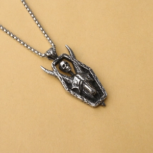 Gothic stainless steel ram skull coffin pendant with vintage silver finish on box chain