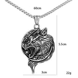 Vintage viking wolf head pendant necklace in silver finish with stainless steel chain