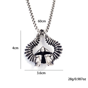 Pendentif casque viking en acier inoxydable avec chaîne de 60cm et mesures précises