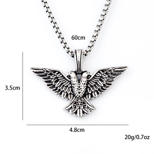 Collana vintage da uomo in acciaio inossidabile con pendente aquila a due teste dettagliato