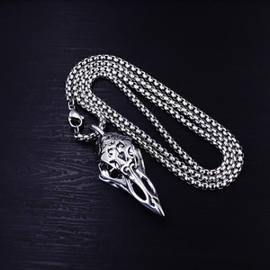 Retro stainless steel viking crow skull pendant necklace with engraved floral details
