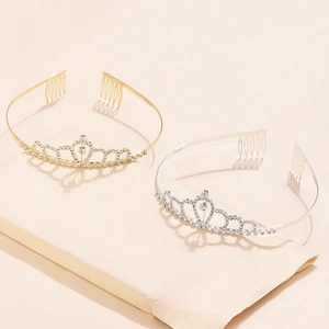 Elegante goldene und silberne Strasskronen-Tiaras mit integrierten Haarkämmen für Damen