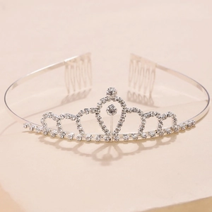 Eleganter silberner Kronen-Haarreif mit klaren Strasssteinen und Kämmen für Hochzeiten